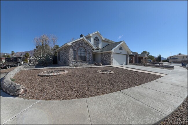 Building Photo - 1025 Jan Ellyn Ln