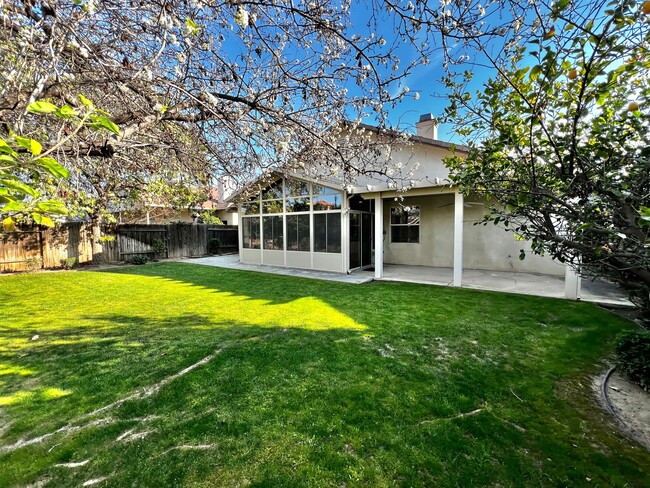 Building Photo - 11116 Southwales Ct