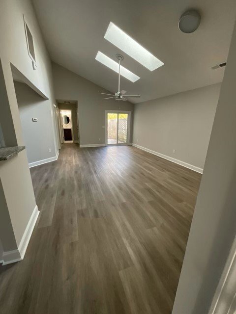 Building Photo - "Newly renovated home in well located comm...