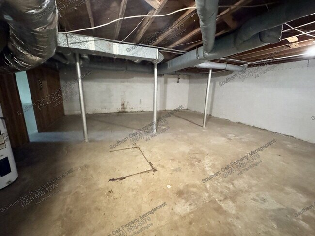 Building Photo - 1202 Garden Cir