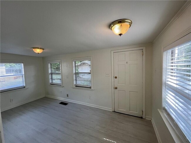 Building Photo - 1603 Tallulah St NW