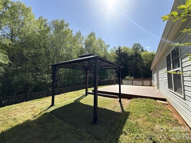 Building Photo - 15732 Circlegreen Dr