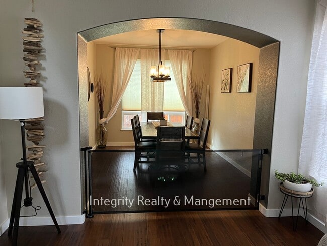 Building Photo - 17754 E Sundew St