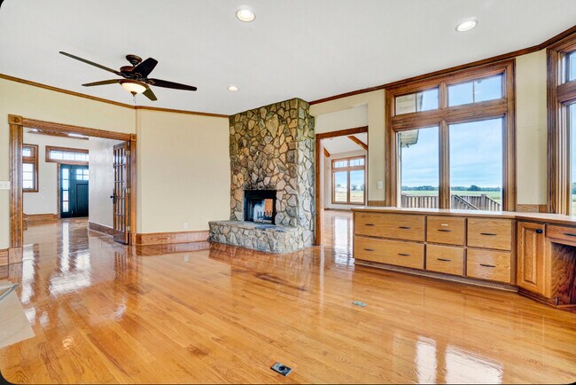 Building Photo - 3698 Bush River Rd