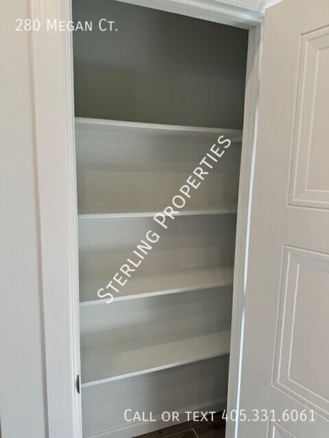 Building Photo - 280 Megan Ct