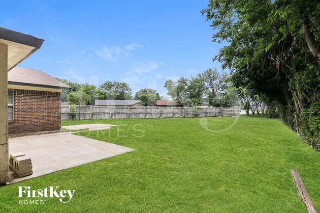 Building Photo - 308 Coury Rd