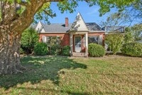 Building Photo - 223 Cumberland Dr