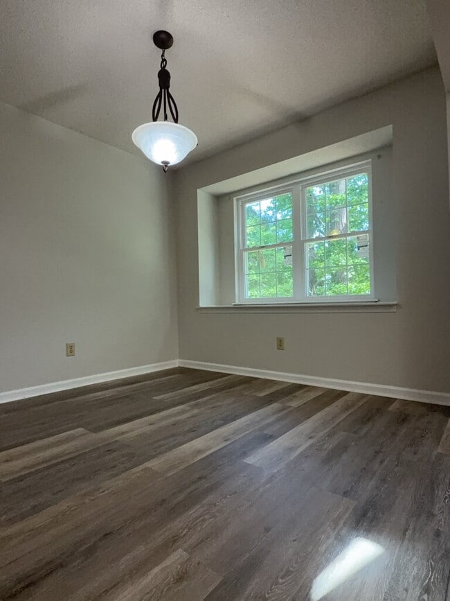 Building Photo - 109 Bridgewater Ct