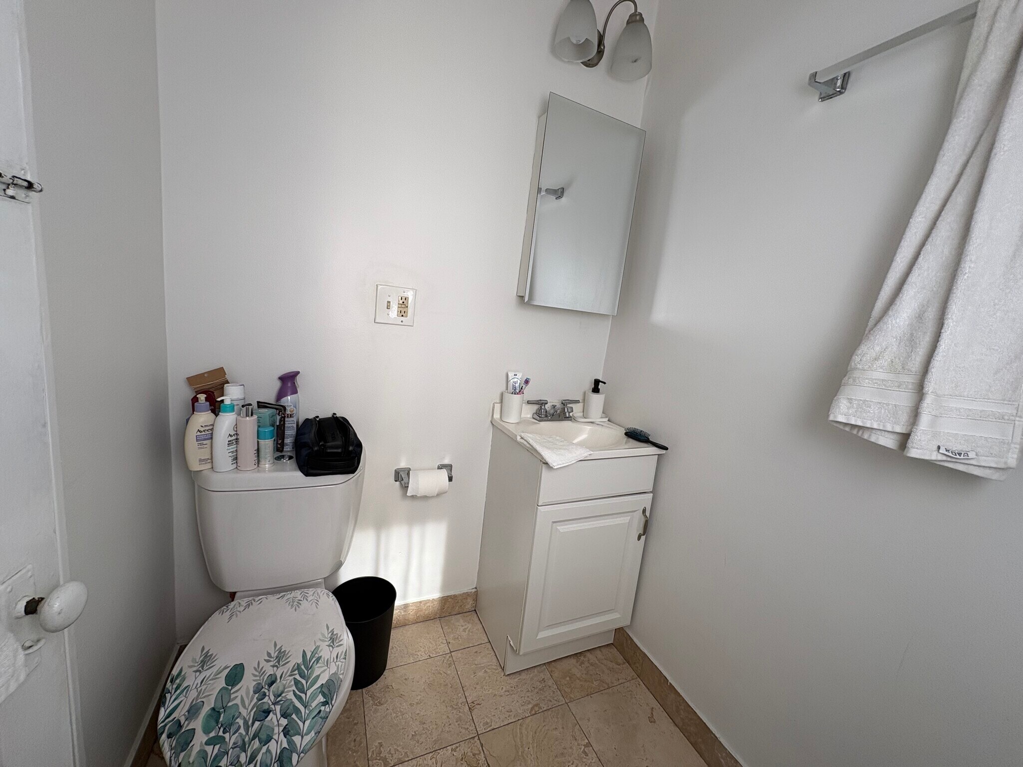 Building Photo - 38 Hemenway St