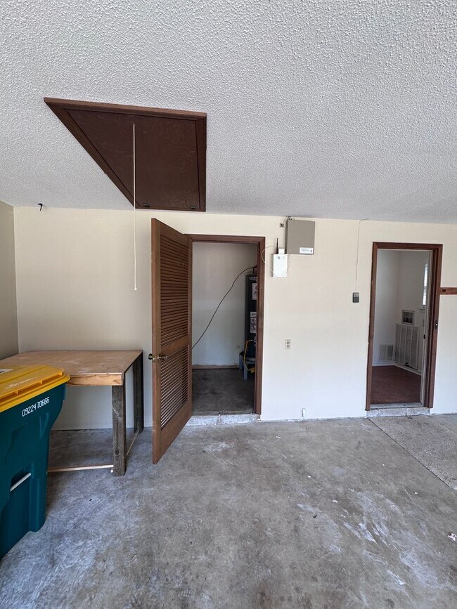 Building Photo - 1115 Briar Creek Rd