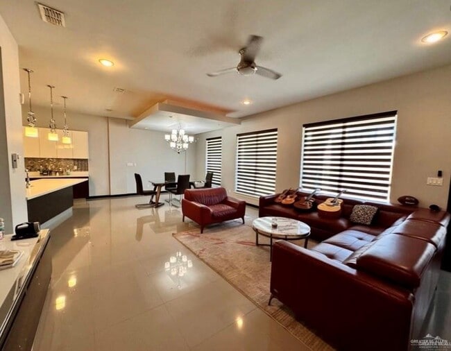 Building Photo - 25 Balboa Ave