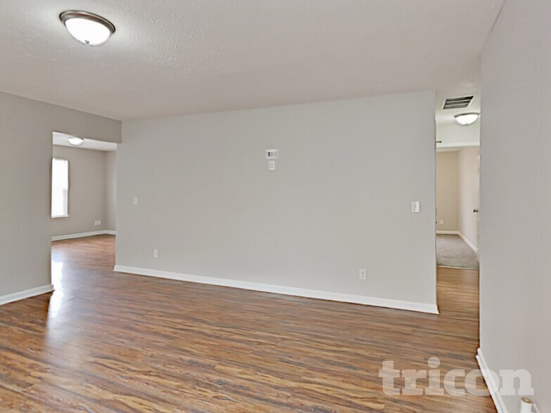 Building Photo - 3846 Nuthatcher Dr