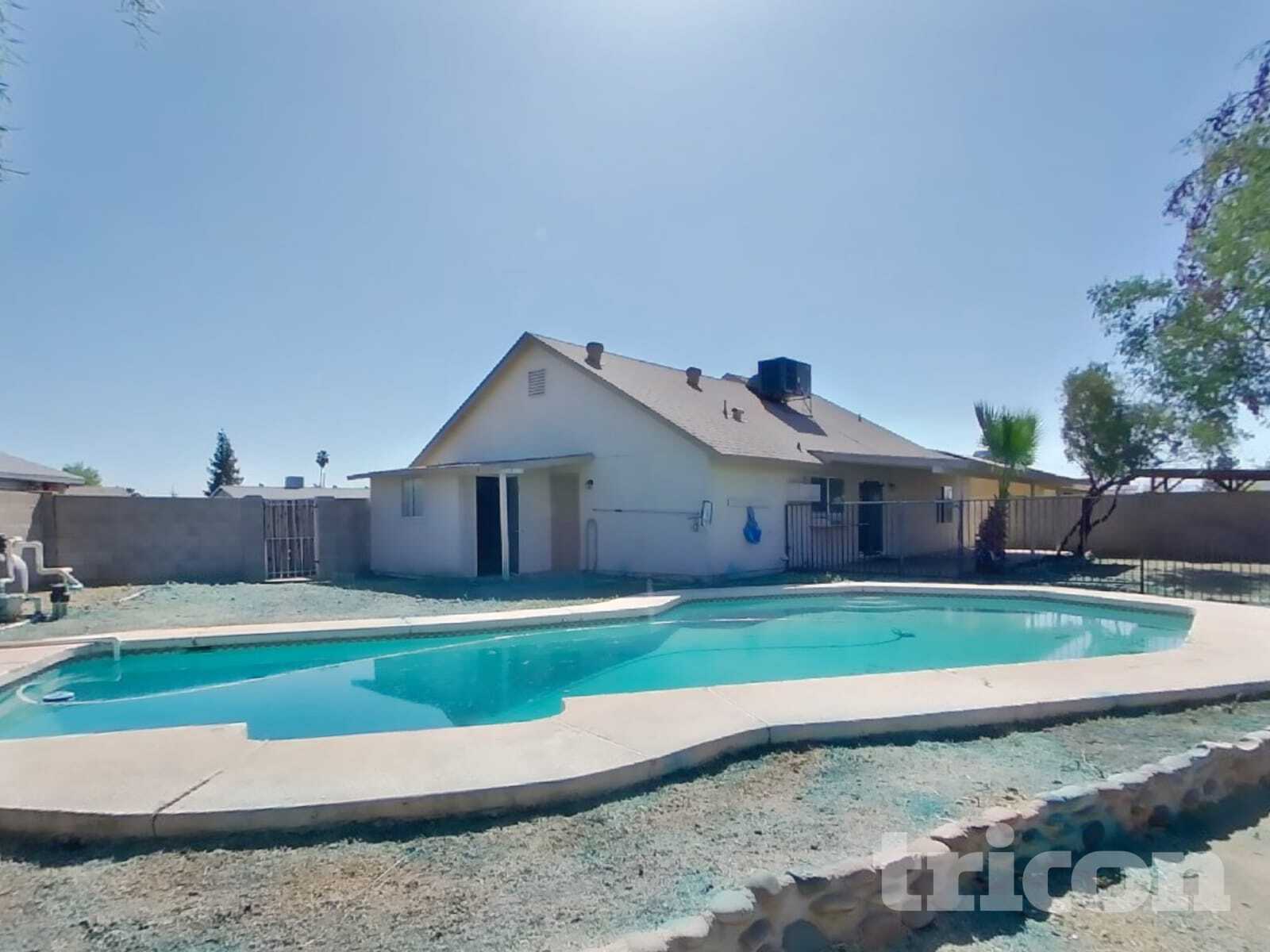 Building Photo - 3644 N 89th Ave