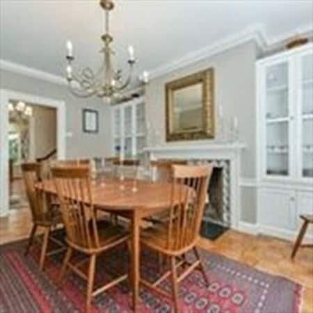 Building Photo - 39 Pinckney St