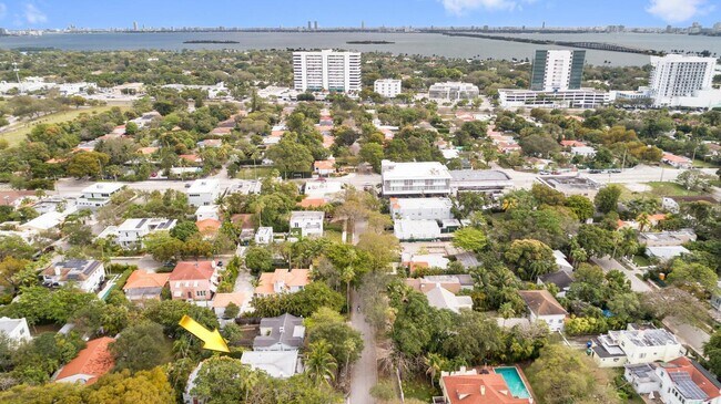 Building Photo - 101 NE 47th St