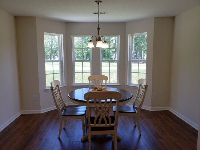 Building Photo - Modern 3BR/2BA Home in Longs – 1,350 Sq Ft of Pristine Living Space