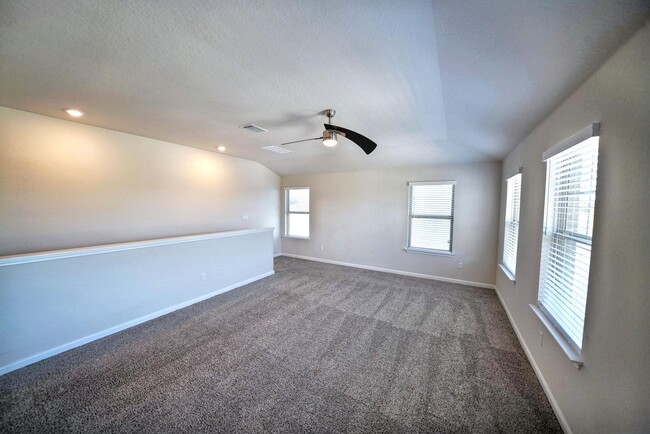 Building Photo - Beautiful Home Now Available in Orchard Pa...