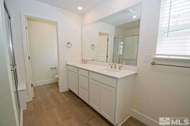 Building Photo - 7885 Taconite Dr