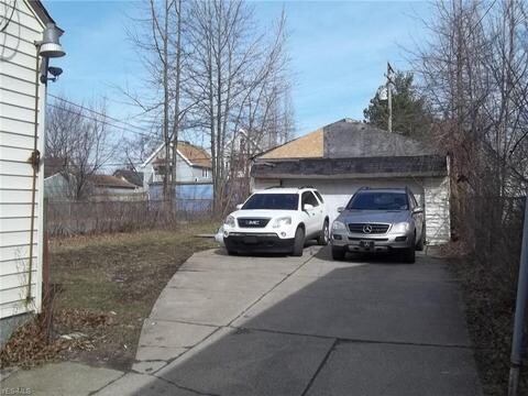 Building Photo - 11321 Dove Ave