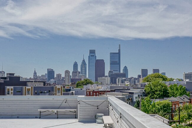 Building Photo - 1710 Cambridge St