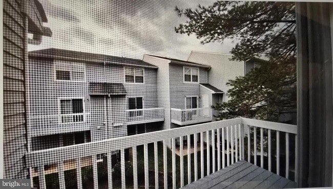 Building Photo - 411 Park Pl Dr