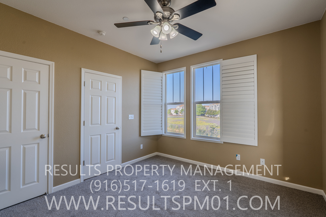 Building Photo - Beautiful Townhome in Rocklin Available Now!