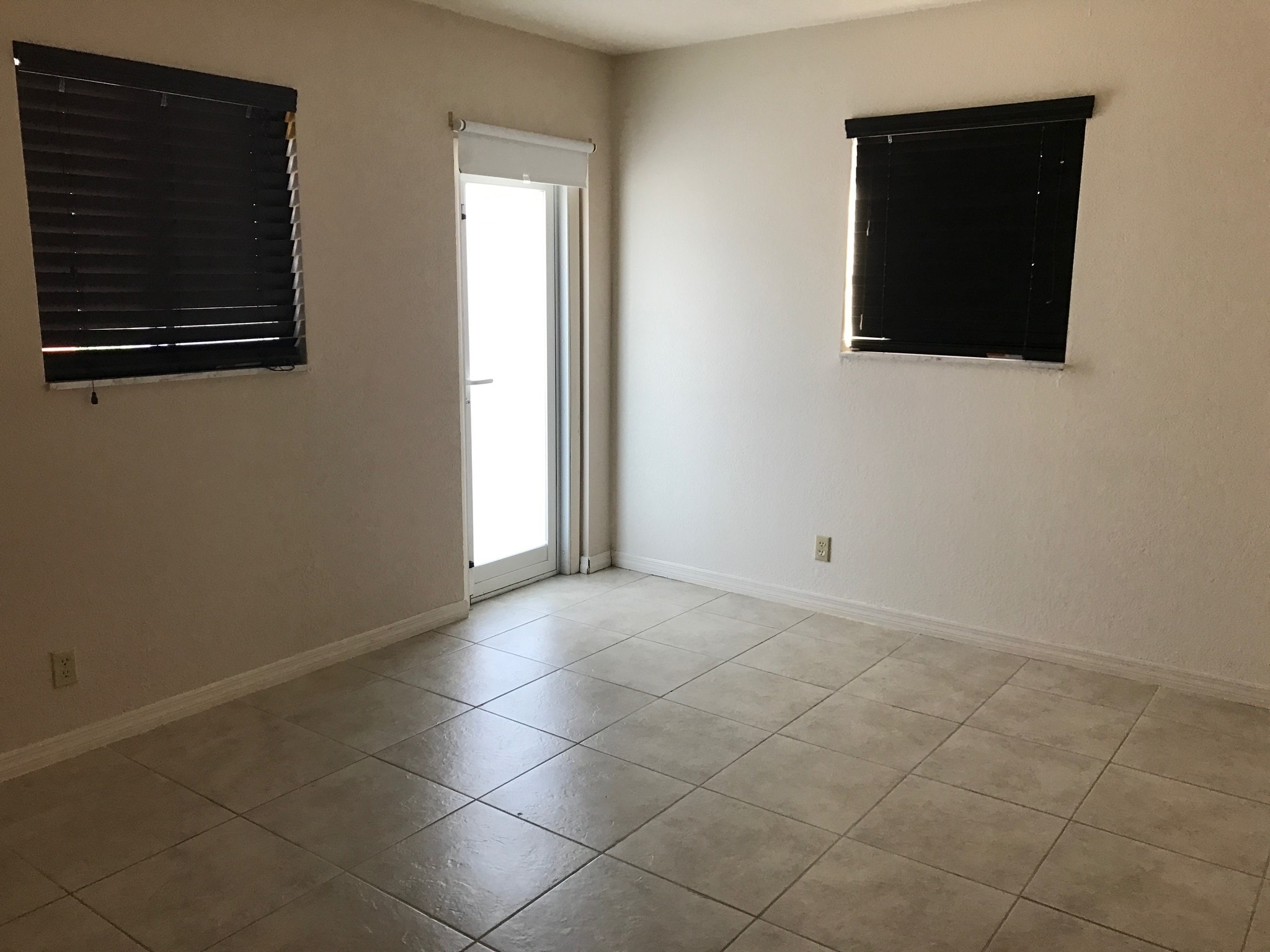 Master bed - 2020 NE 56th St