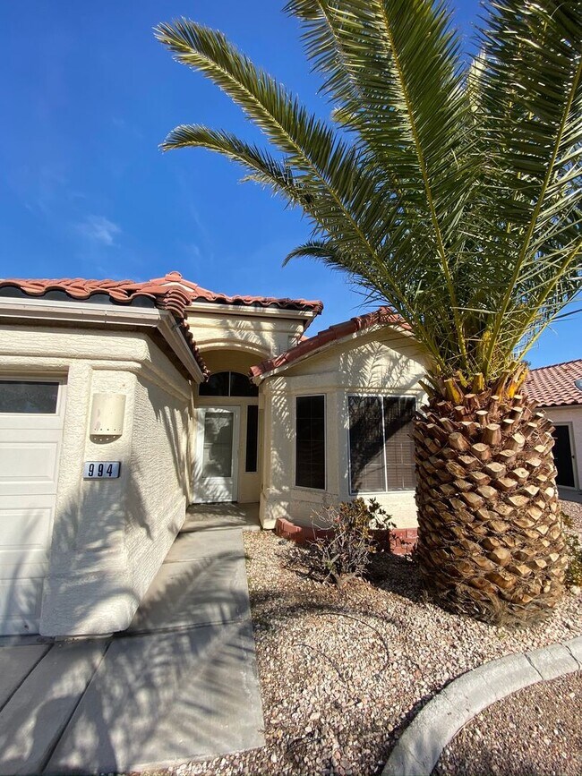 Building Photo - Newly Remodeled Single Story Home-Coming Soon!