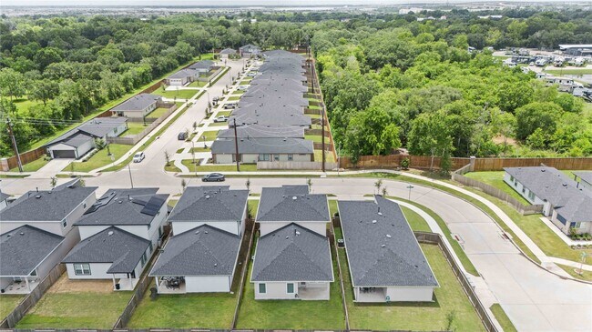 Building Photo - 2905 Highgate Hill Ln