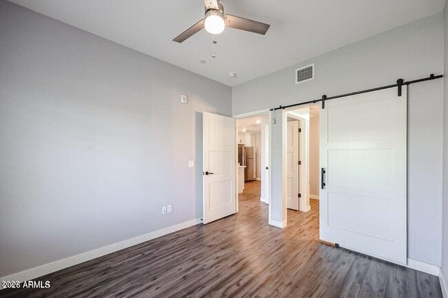 Building Photo - 475 N 9th St