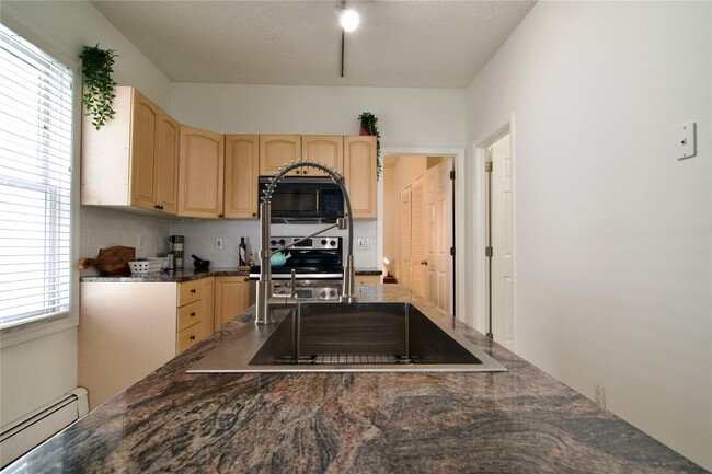 Building Photo - 54 Wildey St