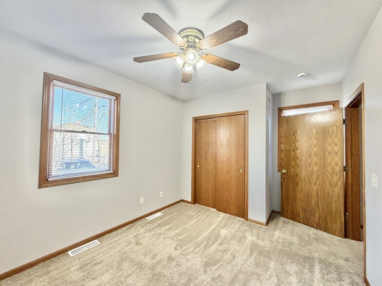 Building Photo - 167 S Jackson St