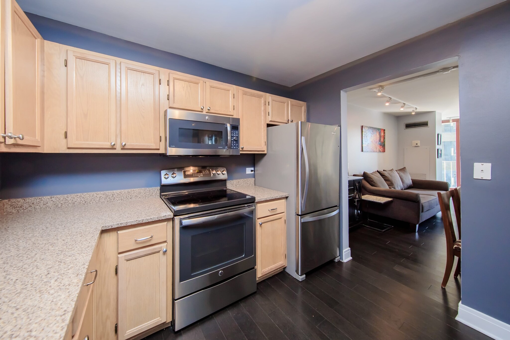 Kitchen - 200 N Dearborn St