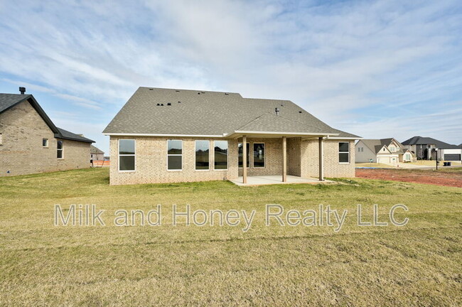 Building Photo - 9304 NW 146th St