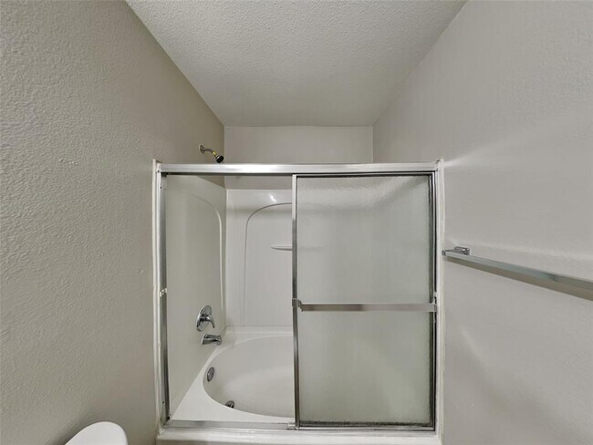 Building Photo - 2311 Shady Birch Dr