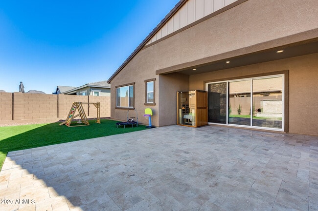 Building Photo - 7694 W Desert Spoon Dr