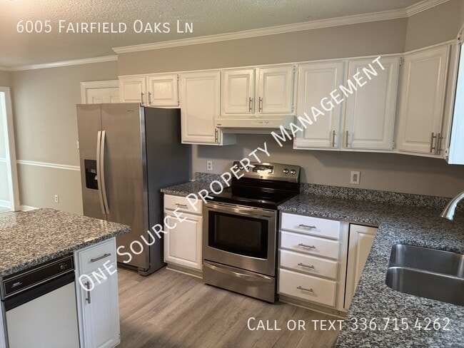 Building Photo - 6005 Fairfield Oaks Ln