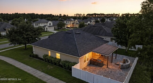 Building Photo - 1002 Wetland Ridge Cir