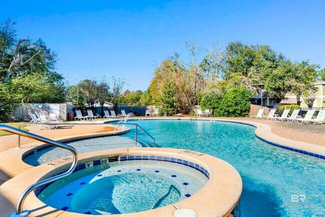 Building Photo - 25806 Pollard Rd