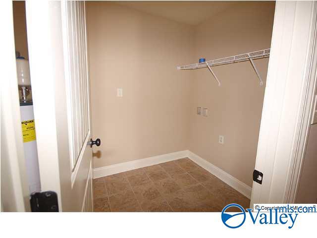 Building Photo - 104 Ryland Pl