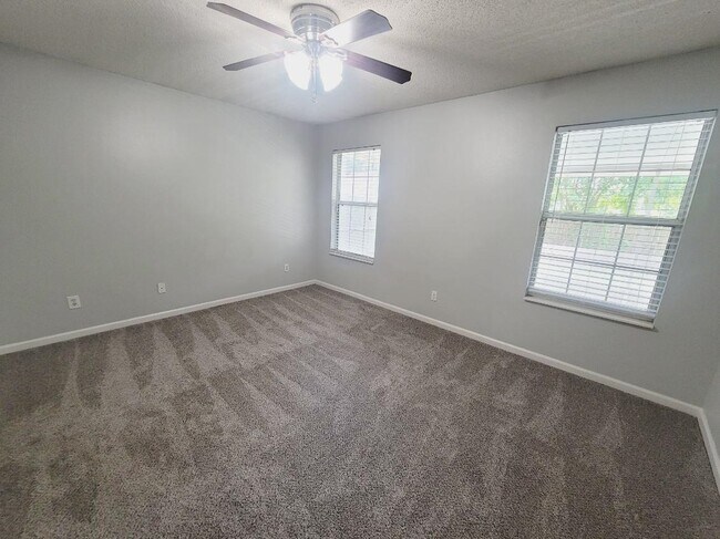 Building Photo - 4081 Remer Ct