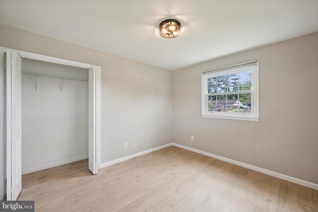 Building Photo - 5317 Oldcastle Ln