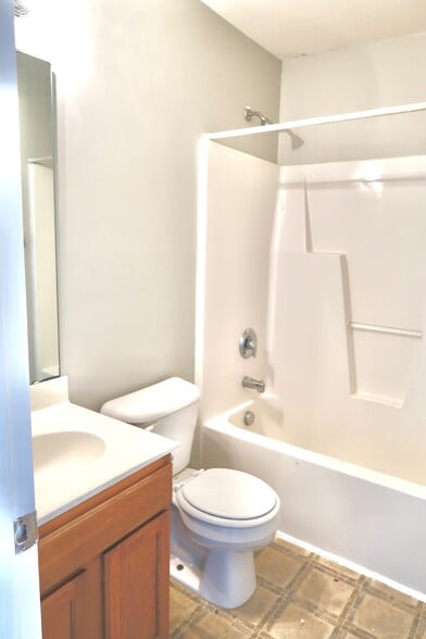 Building Photo - 3412 Mogollon Ct