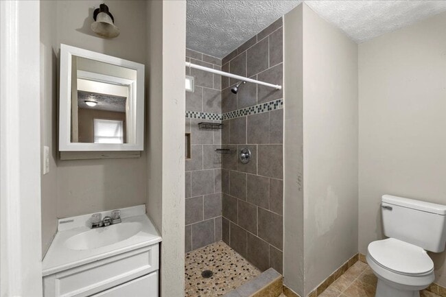 Building Photo - 1744 Dawson St