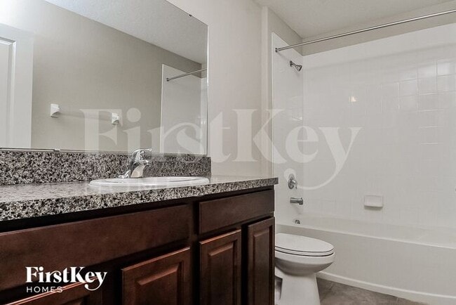 Building Photo - 12702 Hampton Hill Dr