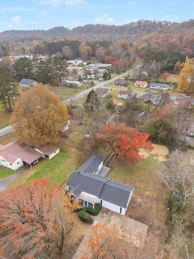 Building Photo - 1531 Wilson Rd