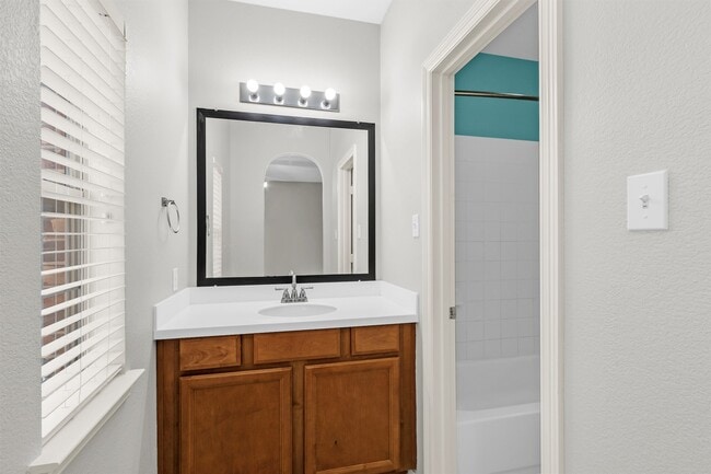 Building Photo - 21085 Ramrock Cir