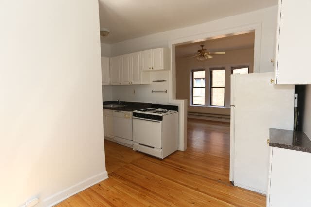 Building Photo - 3830.5 N Fremont St