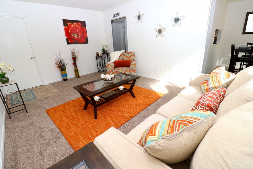 Building Photo - Riverbend Residences