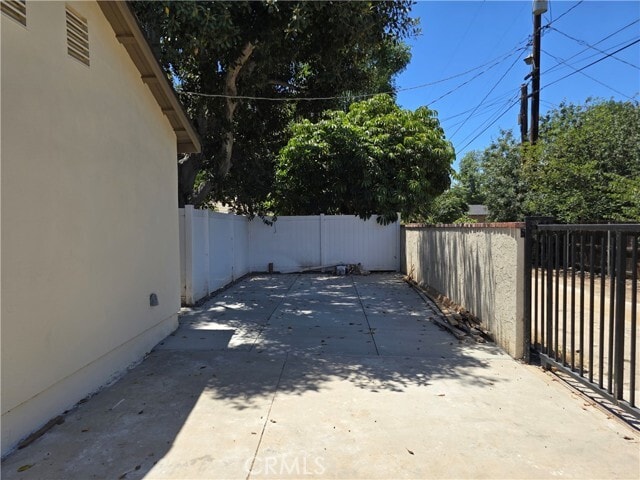 Building Photo - 4653 Emerson St